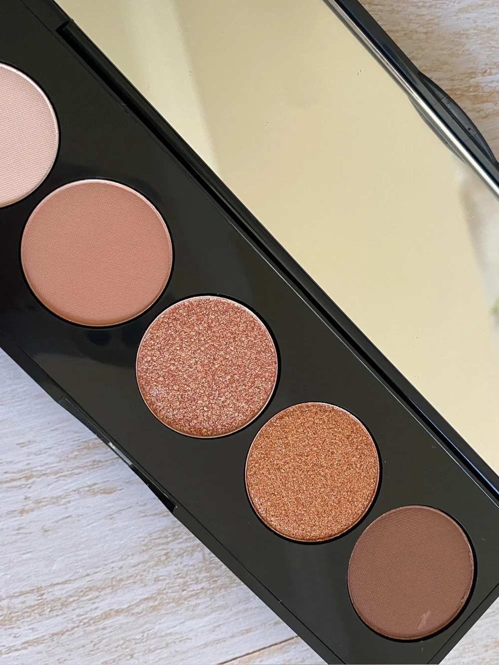Peachy Nudes~ Bobbi Brown Eyeshadow Palette, Full Size 1.2g x 5 Shades, NIB